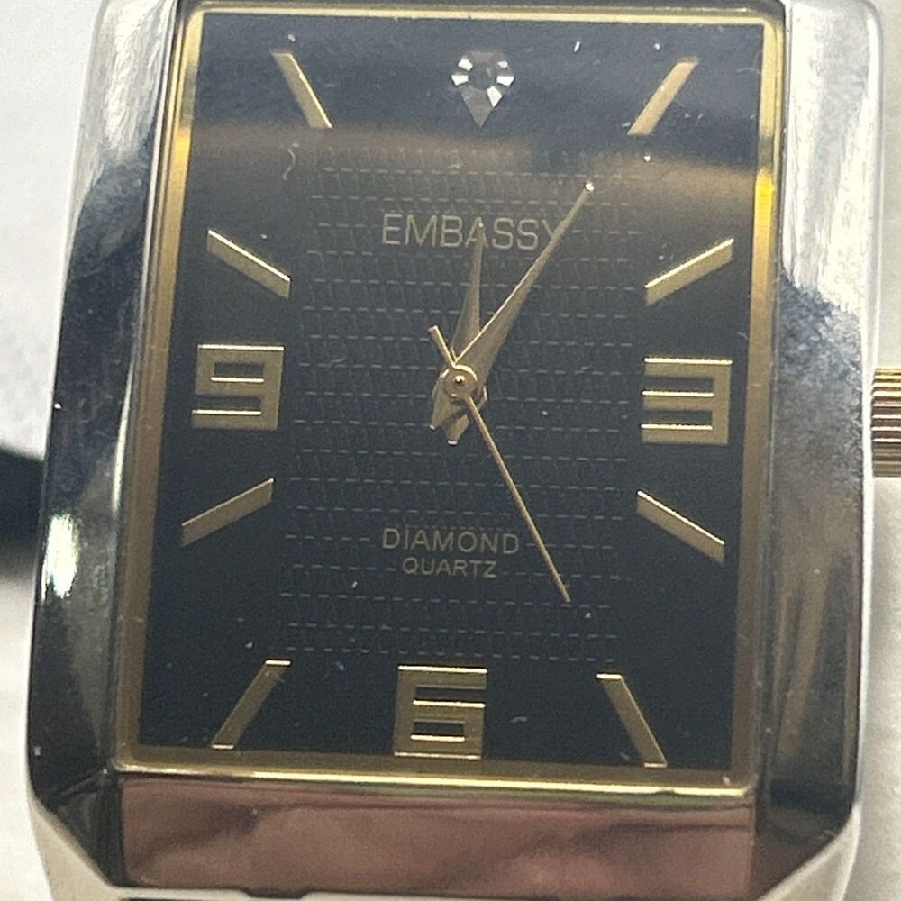 Embassy Diamond Quartz GEM13DD37 Two Tone Men's Watch New Battery Japan